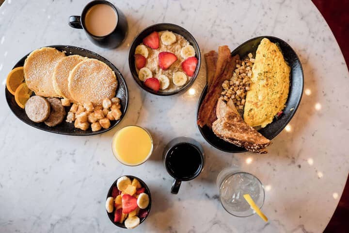 Breakfast area